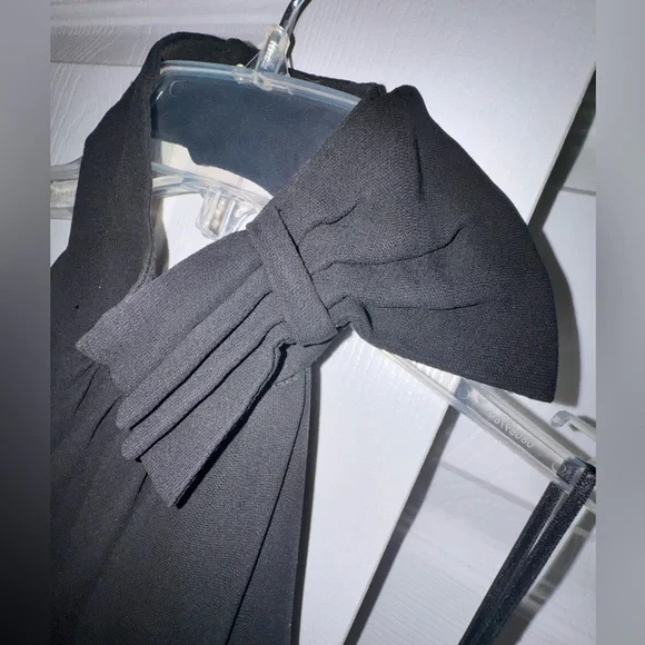 Vintage Valentino Elegant Black One Shoulder Dress - Picture 4 of 16